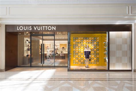 lv showroom in lucknow|Find Louis Vuitton Stores in India .